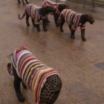 trutnov_street_art_guerrilla_crochet_6