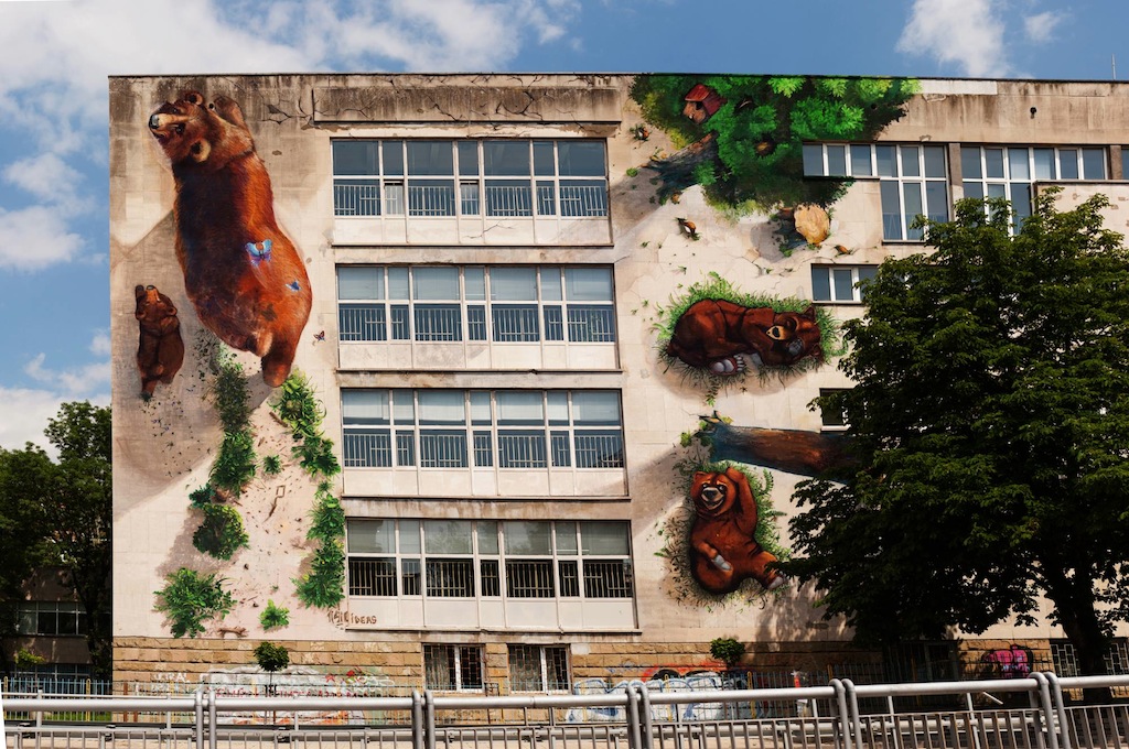 Mural painting on 23SOU for the project Bear Favor by 140ideas in Sofia, Bulgaria
