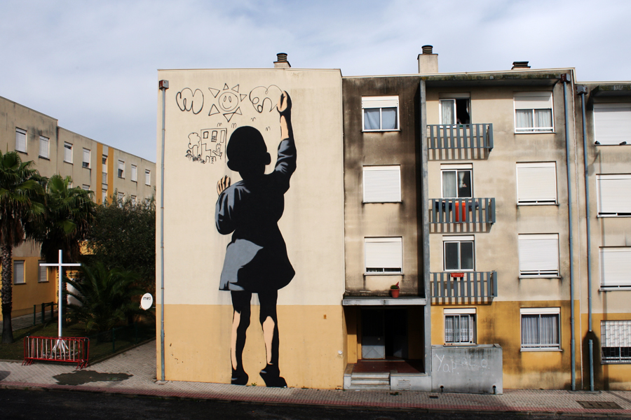 Street Art by Adres at Quinta do Mocho, Sacavém, Portugal 1