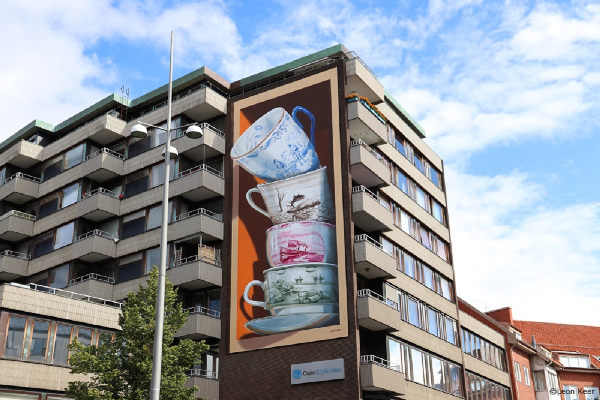 ‘Shattering’ mural on climate change by Leon Keer in Helsingborg, Sweden (6 photos)