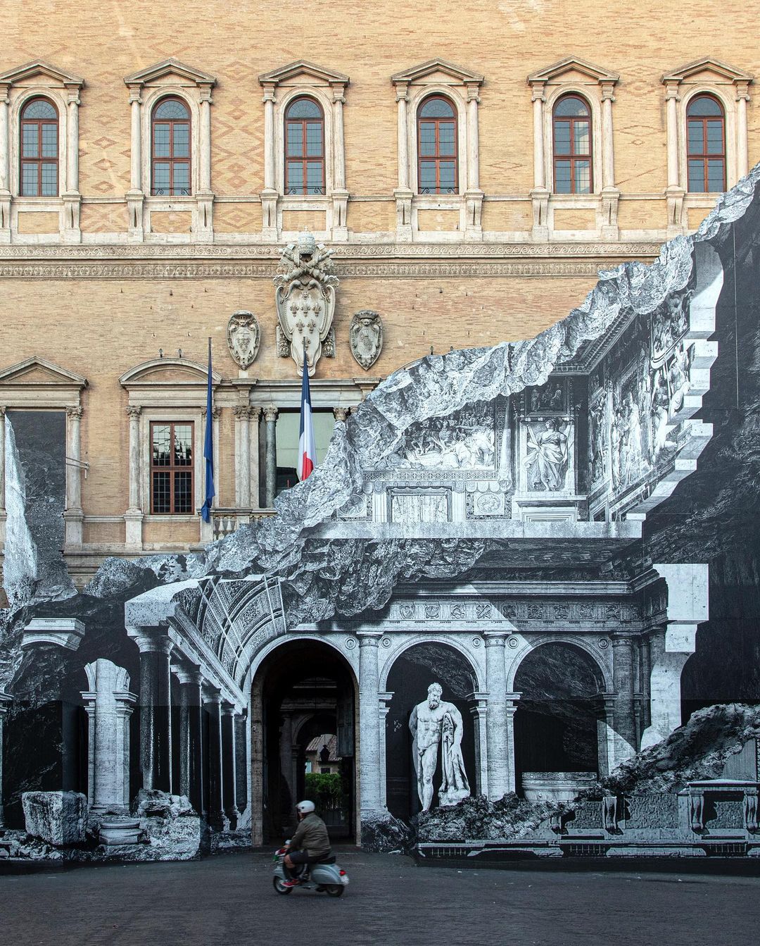 Street-Art-by-JR-on-Palazzo-Farnese-at-P