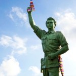 street_art_yarn_crochet_2-ll