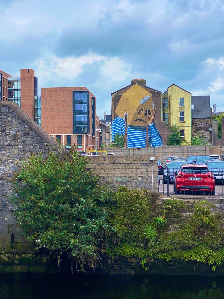 What is home? Mural on the housing crisis in Ireland | STREET ART UTOPIA