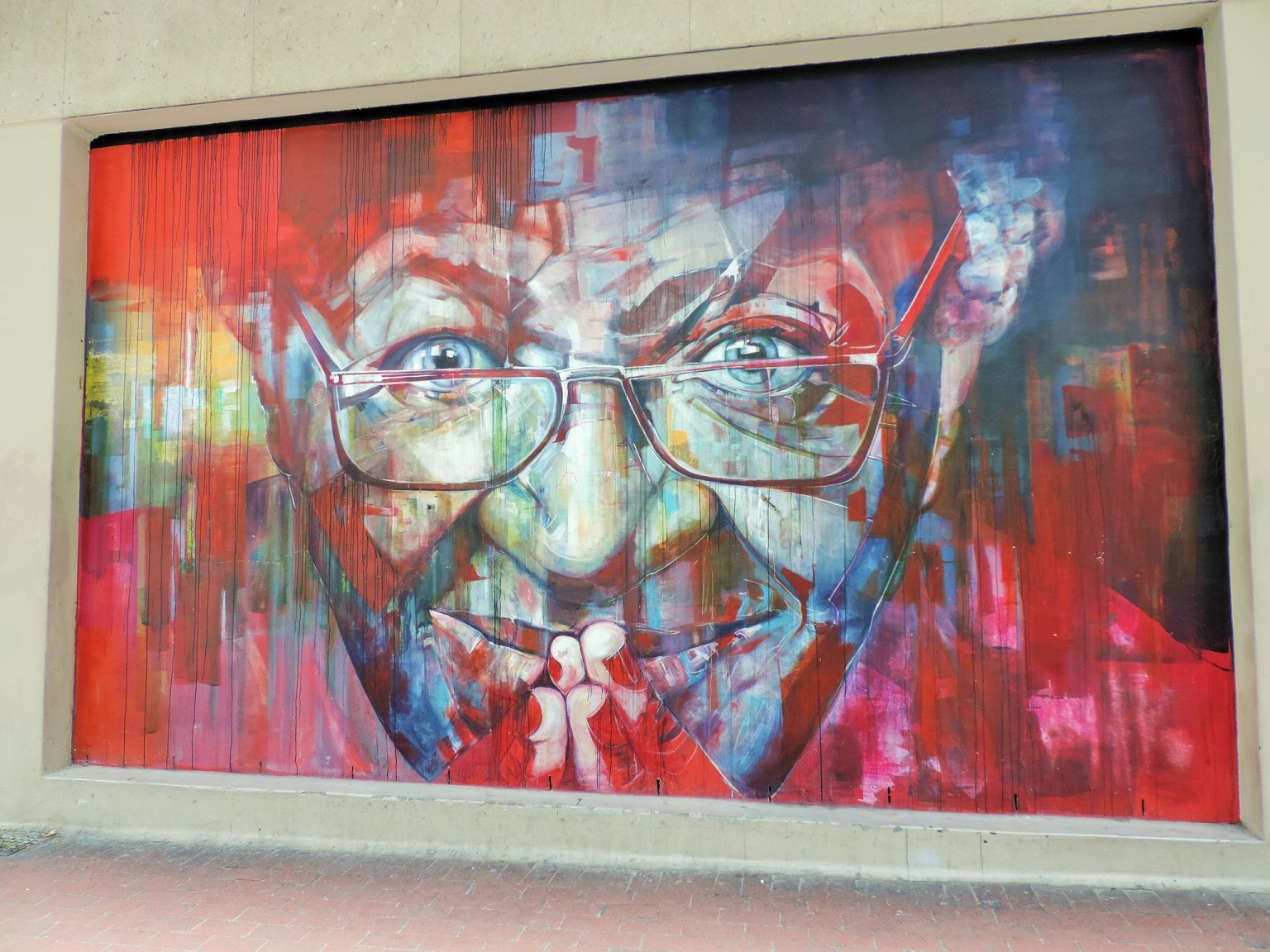 This mural in memory of Desmond Tutu (3 photos) | STREET ART UTOPIA