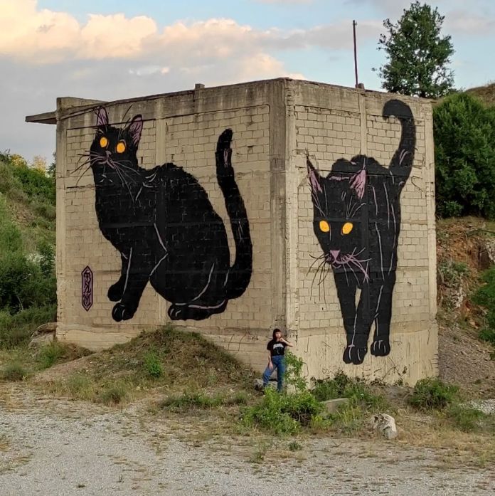 Black Cat mural by 3MK in Ptolemaida, Greece | STREET ART UTOPIA
