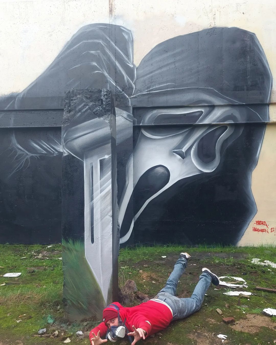 Halloween scream by Blesea in Cherbourg-en-Cotentin, France