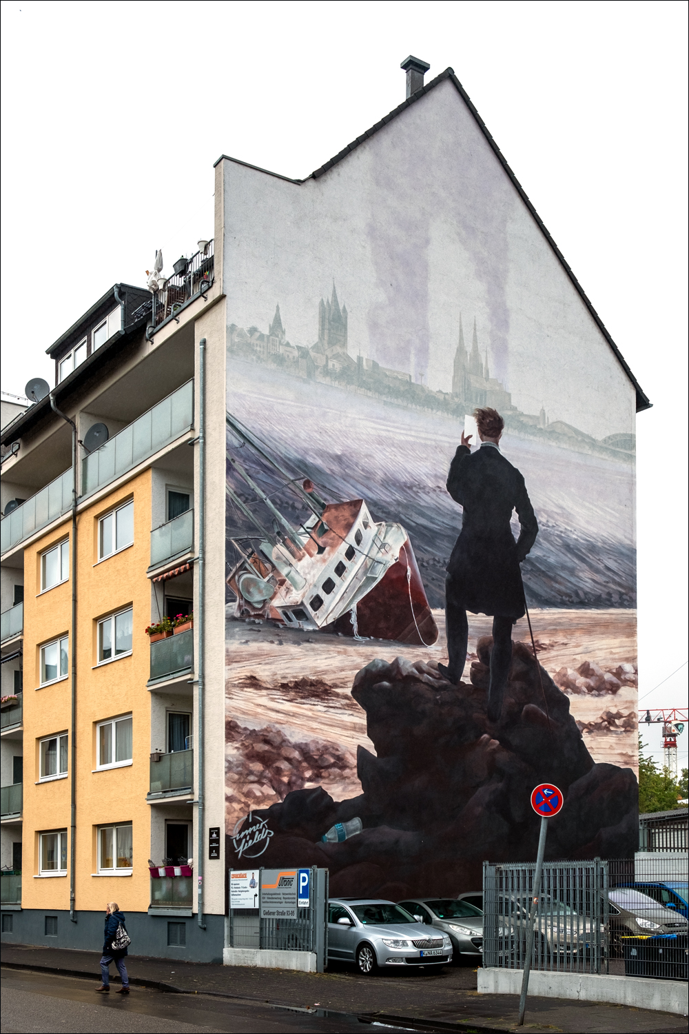 Wanderer – By Innerfields in Cologne, Germany (5 photos)